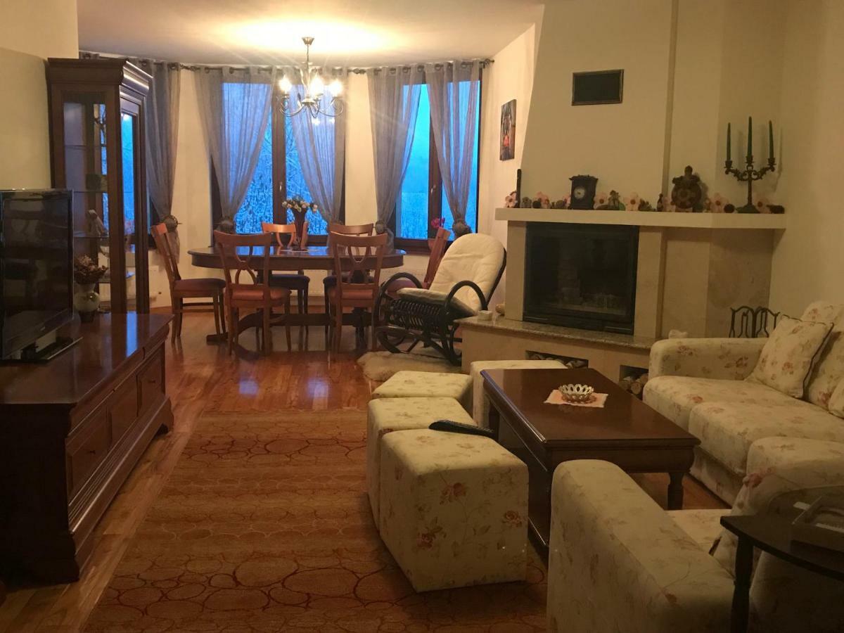 Trovanti Apartment Feleacu Exterior photo